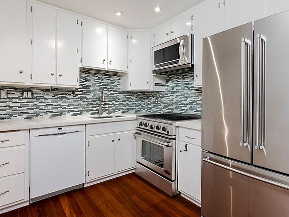 3rd image of 85 Duboce Ave #104