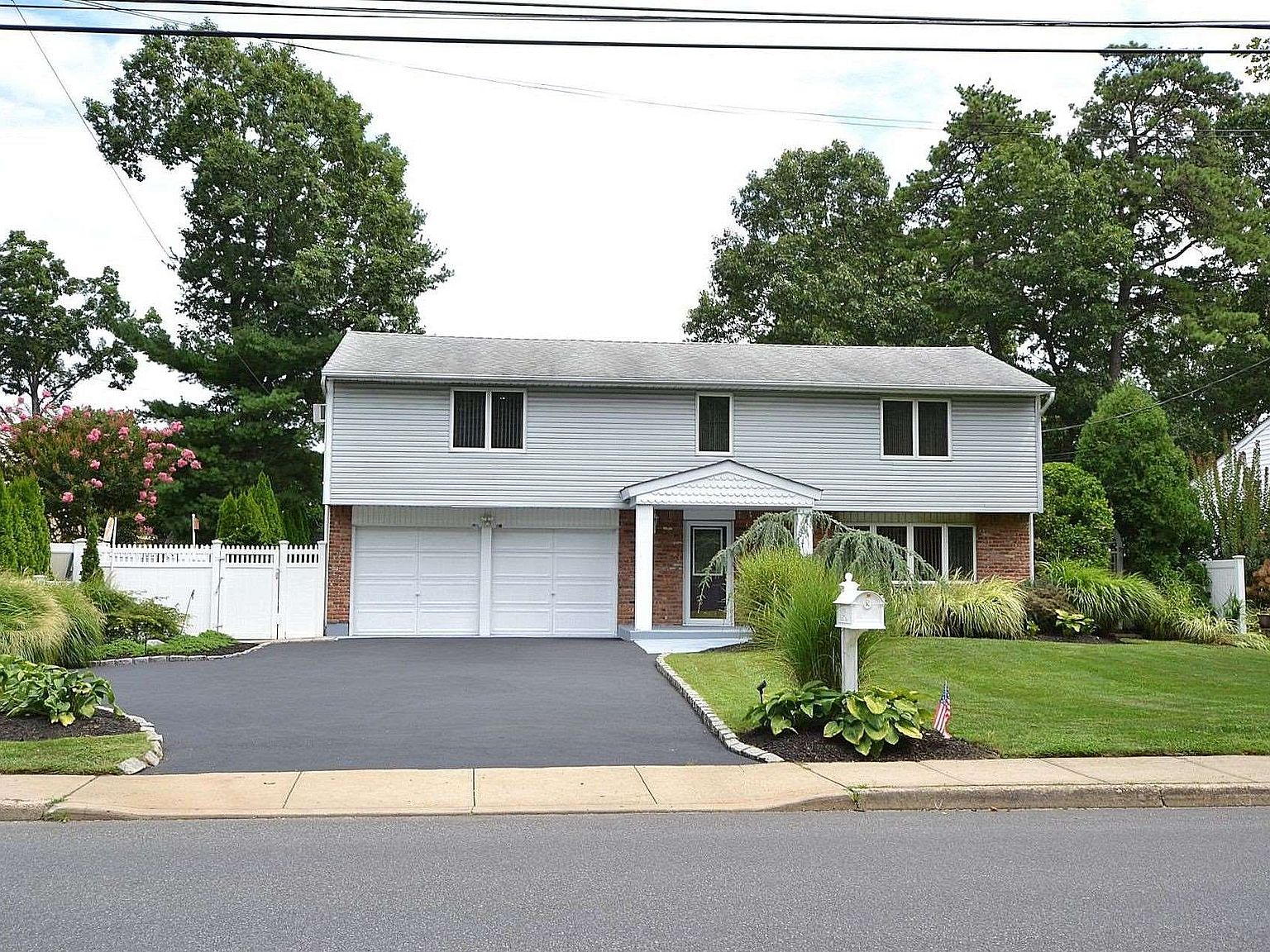 321 Browns Road, Nesconset, NY 11767 Zillow