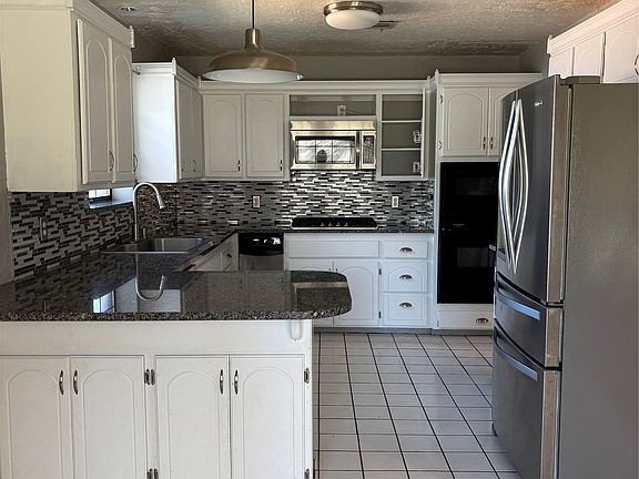 4th image of 1421 Lakehurst Dr