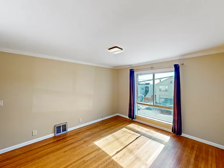 170 Arch St — Photo 34