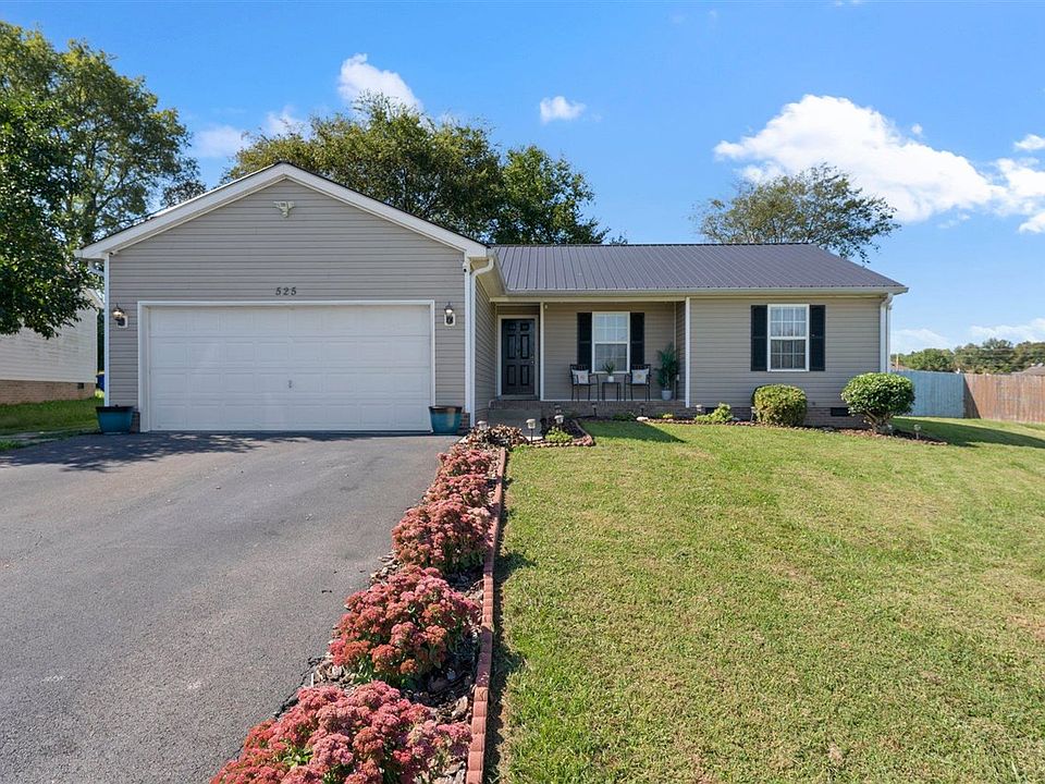1st image of 525 Creekwood Ct