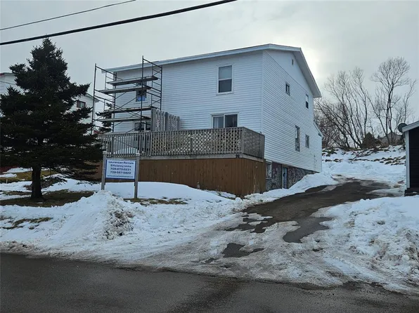 98-98A Water Street W, St. Lawrence, NL A0E2V0