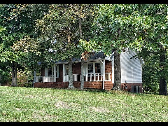 5th image of 677 Beth Dr