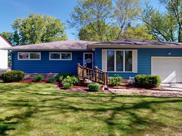 920 14th St SE, Mason City, IA 50401