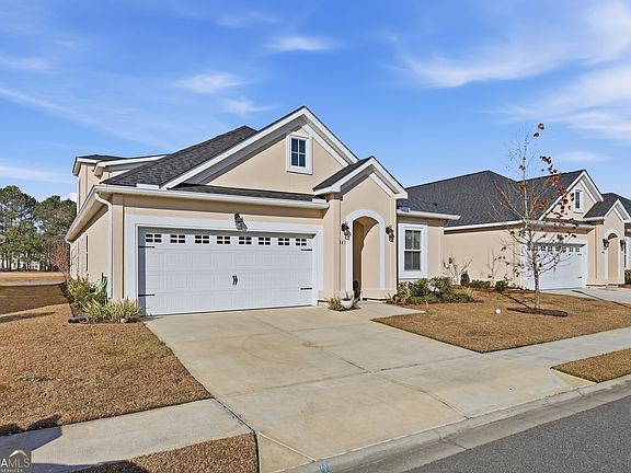 3rd image of 141 Mallory Pl