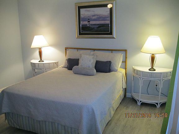 Bedroom (unfurnished)