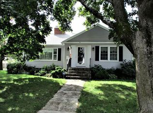 30 Acushnet Ave, Worcester, MA 01606