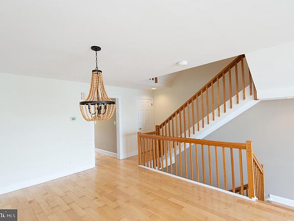 5th image of 312 Cambridge Lndg #312B