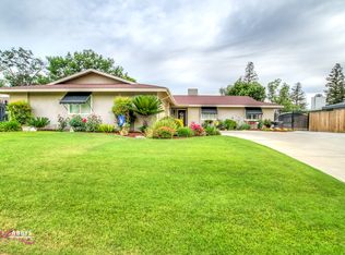 13804 Veracruz Dr, Bakersfield, CA