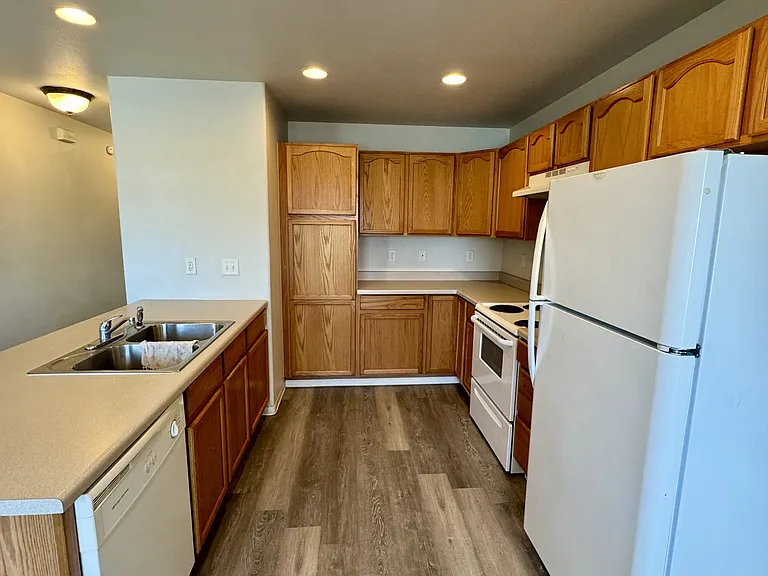 501 Briarwood Dr #1 — Photo 1