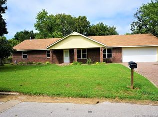 1008 S Seminole Ave, Okmulgee, OK 74447