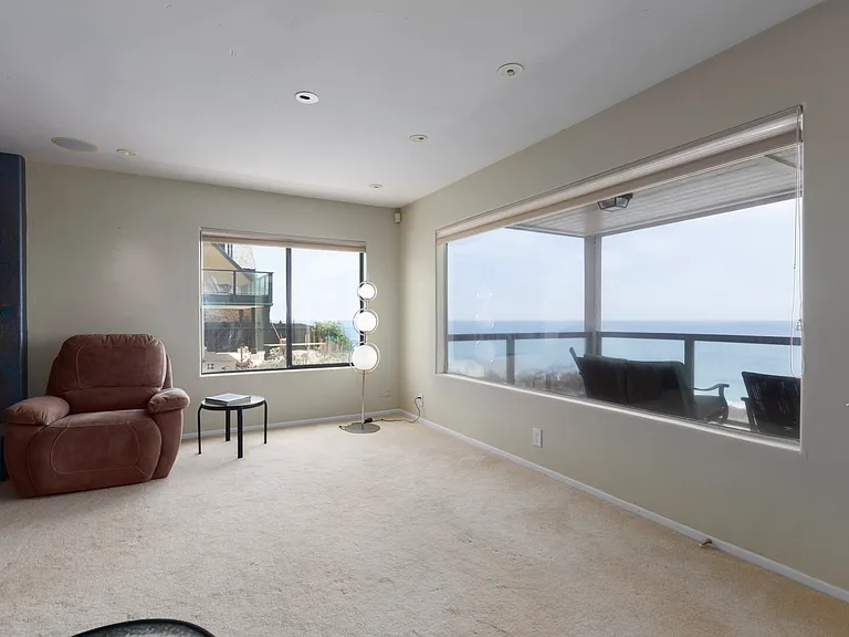 224 Neptune Ave — Photo 13