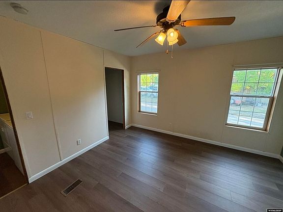2nd image of 400 S 1st St