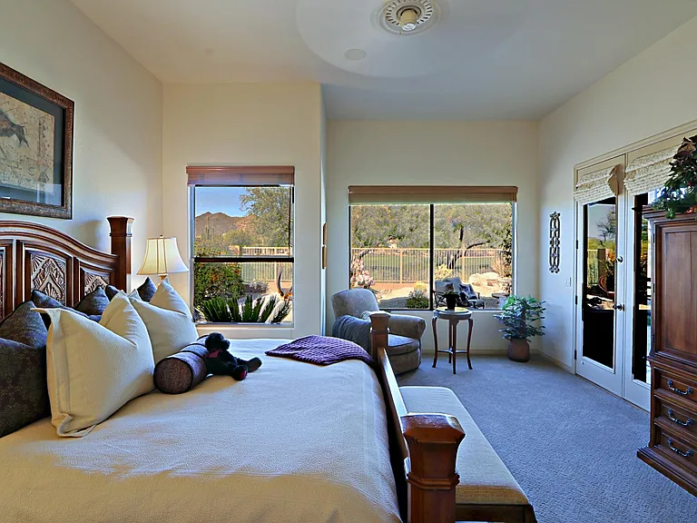 6894 E Thirsty Cactus Ln — Photo 21