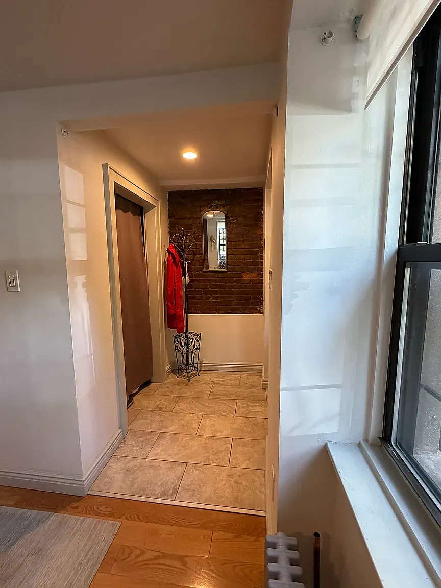 100 Lafayette Avenue — Photo 3