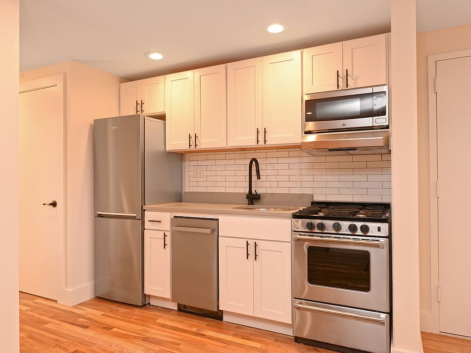 1st image of 505 E 12th St APT 2
