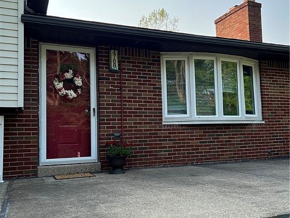 2nd image of 4788 Peachtree Ct