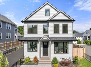 300-302 Waverley Ave, Watertown, MA 02472