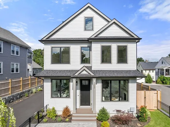 300-302 Waverley Ave, Watertown, MA 02472