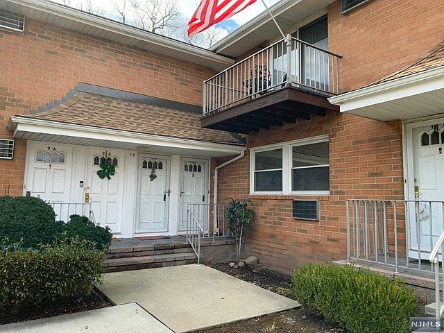 1st image of 15 Cottage St APT 10A