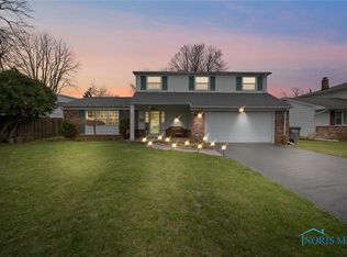 3657 Dewlawn Dr, Toledo, OH 43614