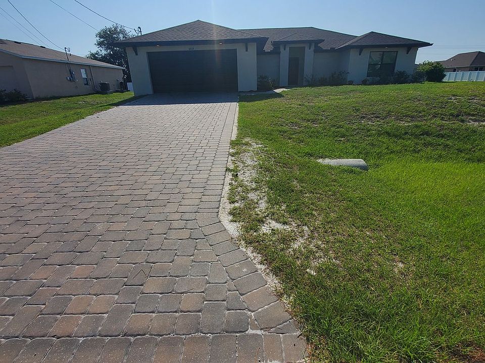 1st image of 4409 NE 15th Pl