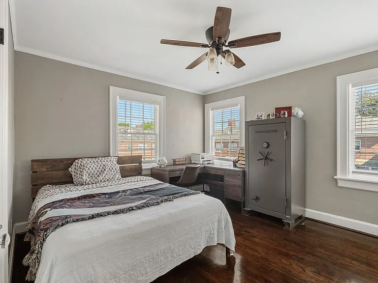 1261 Owsley Ave — Photo 11