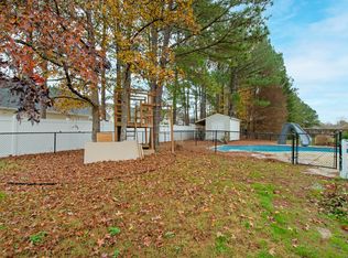 18 Pinewinds Ct, Clayton, NC 27520