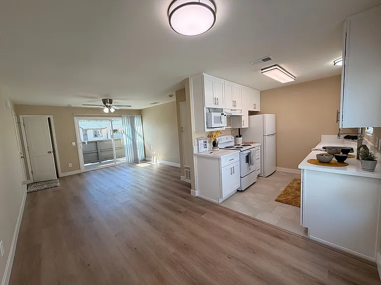 Montebello Villas — Photo 34
