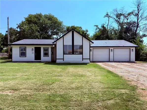 802 2nd Ave SE, Gravette, AR 72736