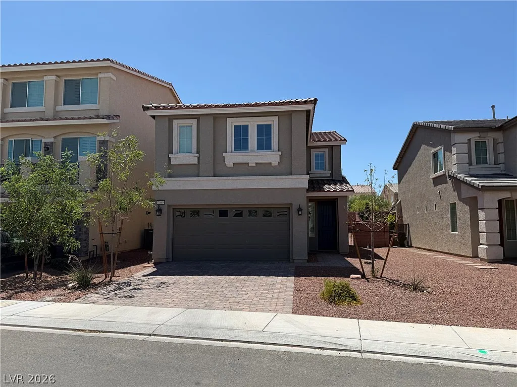 4 bed, 2.5 bath, 2161 sqft, $2,250 — Photo 1