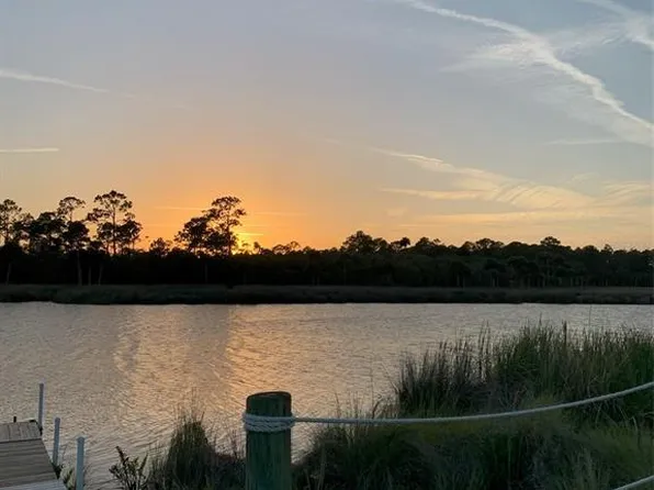 105 Bridle Ridge Ct, Flagler Beach, FL 32136