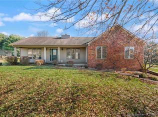 6424 Meadow Oak Dr, Georgetown, IN 47122