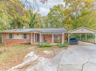 1454 Longview Dr, Gainesville, GA 30501