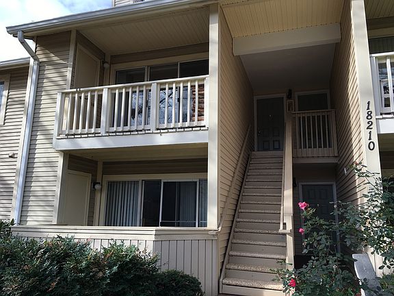 3rd image of 18210 Chalet Dr APT 3