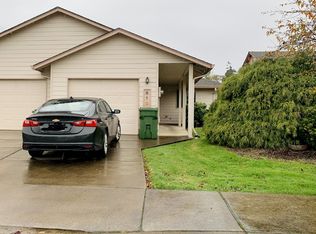 612 Benjamin Ave, Cottage Grove, OR 97424