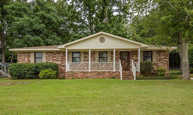 1st image of 3045 Silverwood Dr