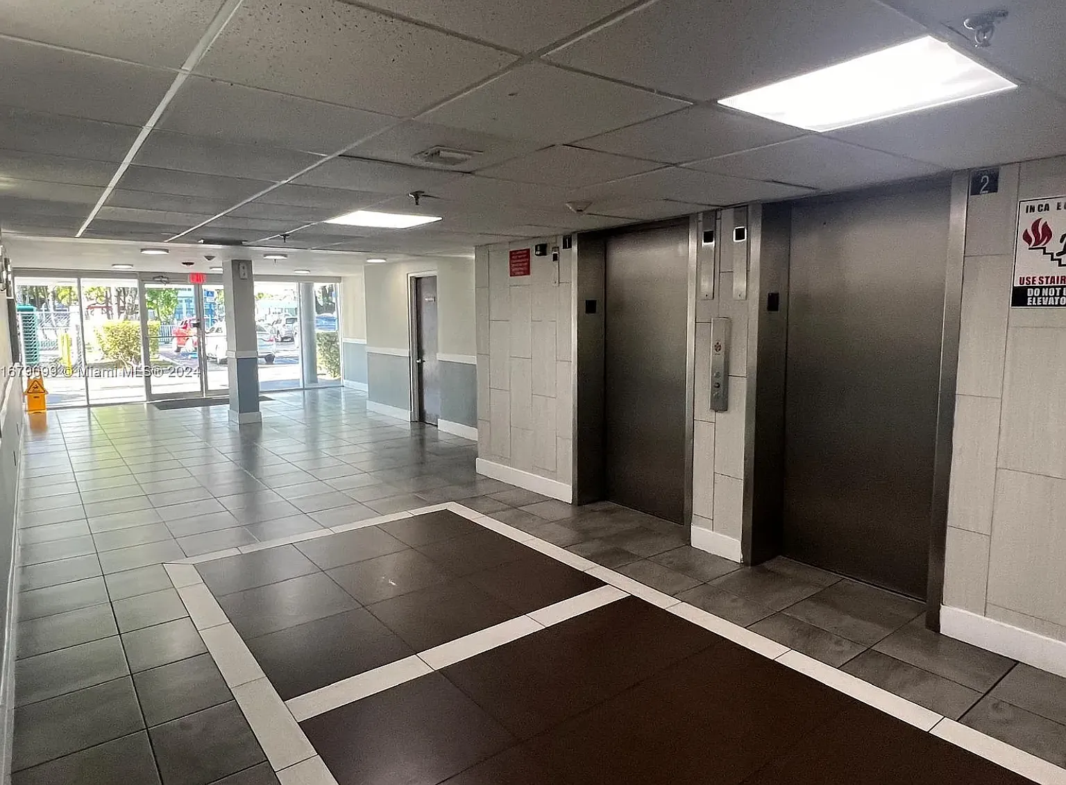 2 bed, 1162 sqft, $1,850 — Photo 2