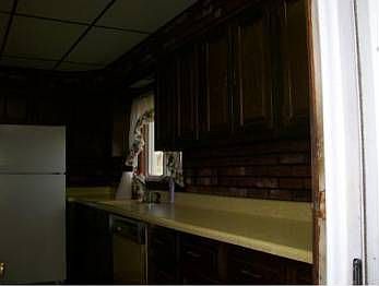 5th image of 45-47 Columbia Ave