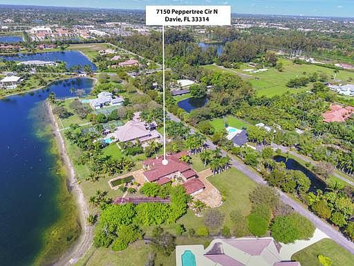 5th image of 7150 Peppertree Circle