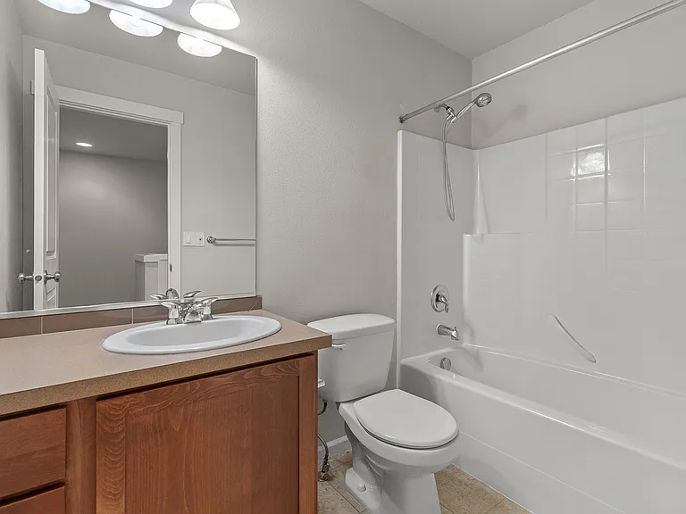 6434 N Descartes Dr — Photo 21