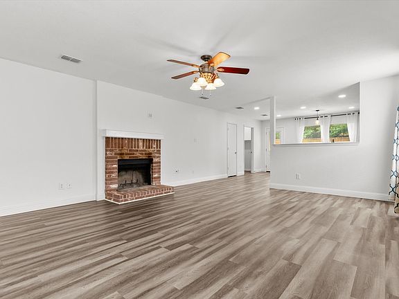 4th image of 5429 Scotts Valley St