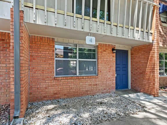 4th image of 808 W Lawson St APT 4