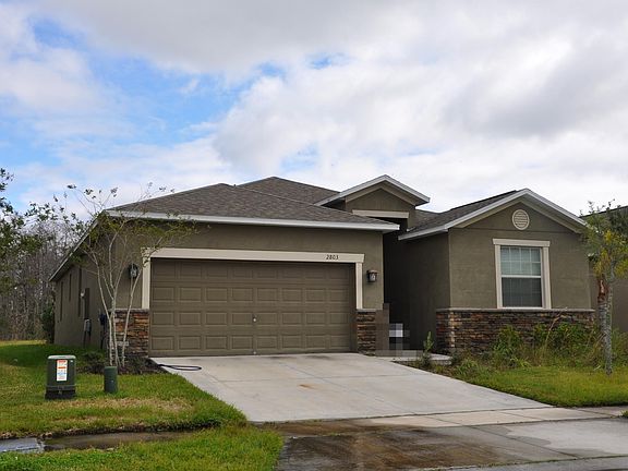 3rd image of 2803 Carrickton Cir