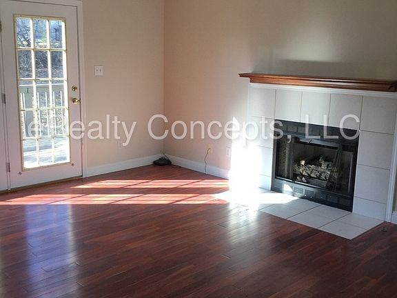 3rd image of 7433 Twin Brooks Blvd
