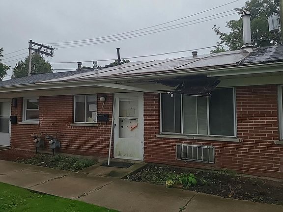 2nd image of 1500 Darrow Ave