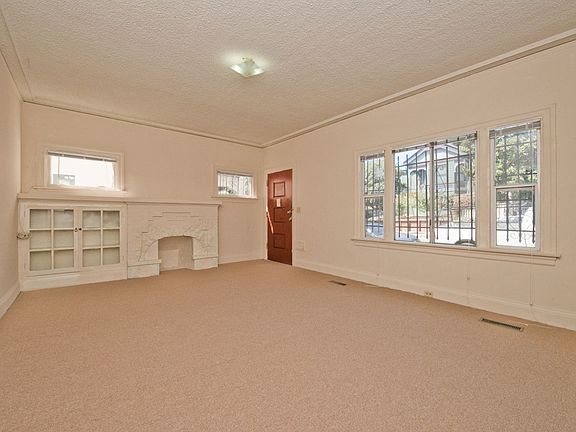 4th image of 2204-2208 13th Ave #2204