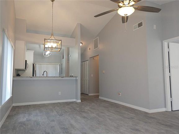 5th image of 7913 Tangerine Dr