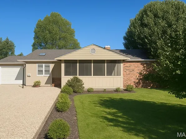 312 Sunshine Dr, Festus, MO 63028