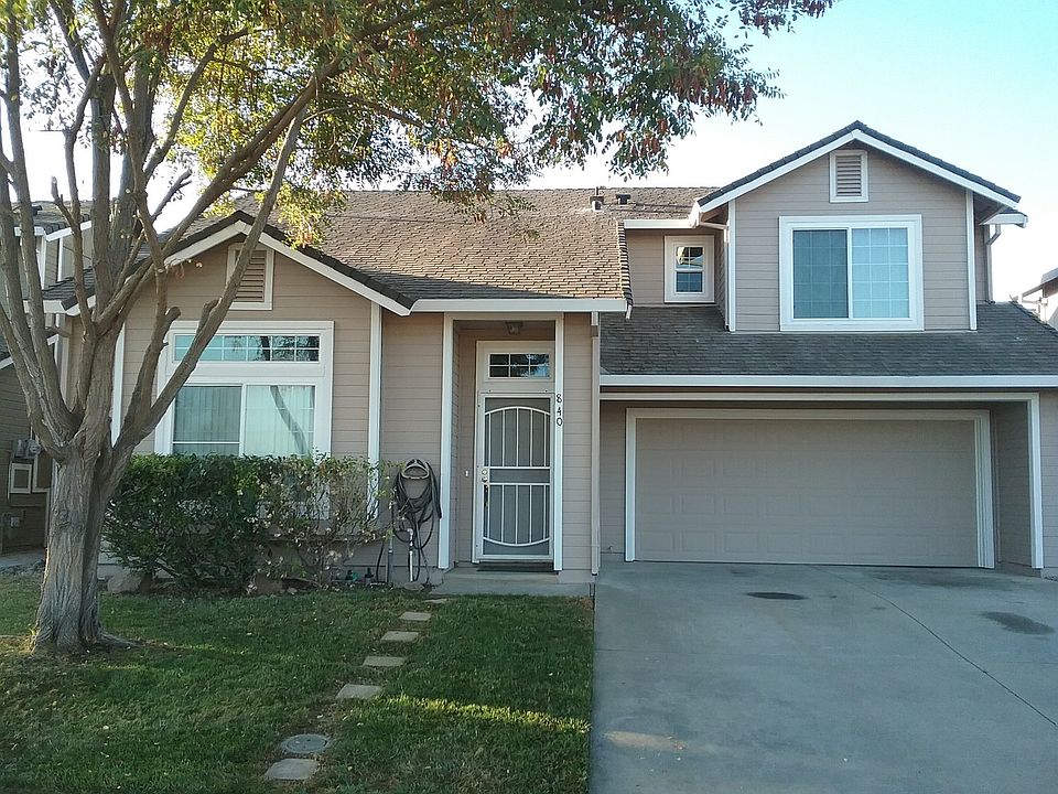 1st image of 840 Lyonia Dr